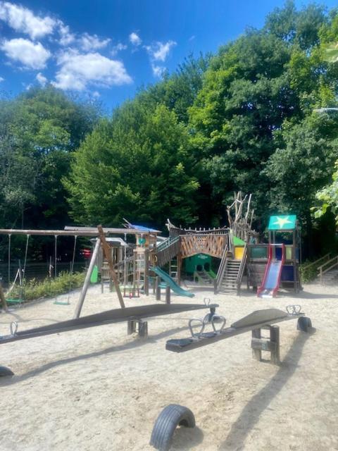 A- Frame Huisje Ardennen 杜柏 外观 照片